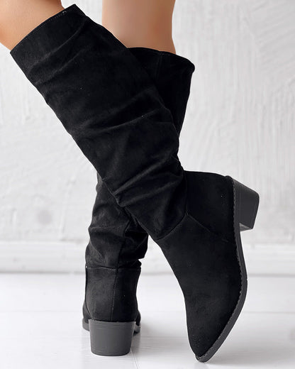 Bottes de soutien élégantes et détaillées