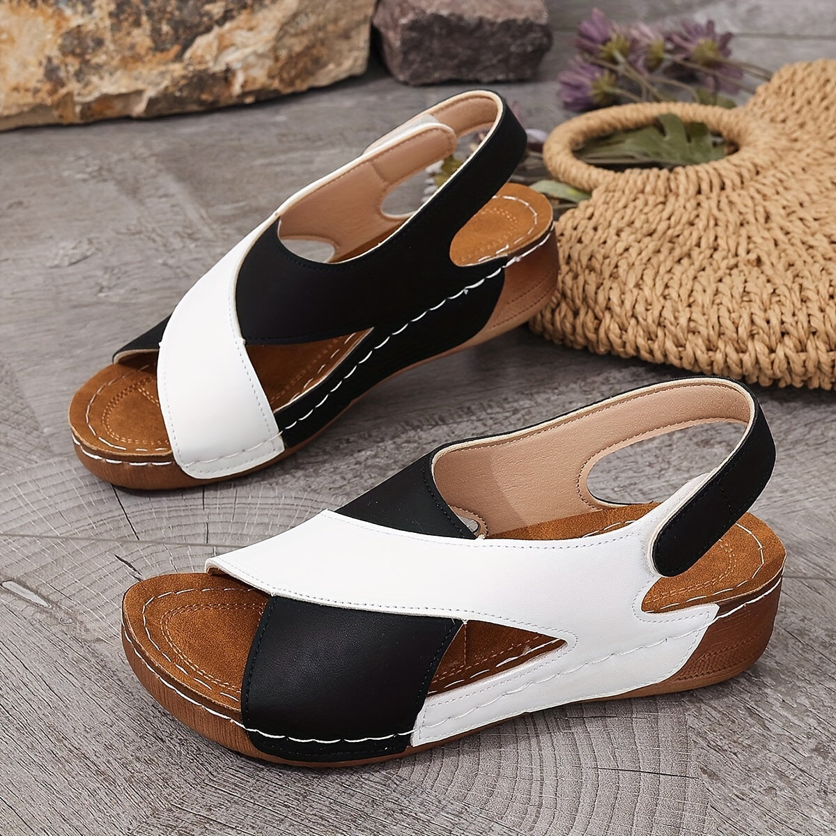 Block Cross Strap Waterproof Wedge Sandals (Sandales à semelles compensées imperméables)