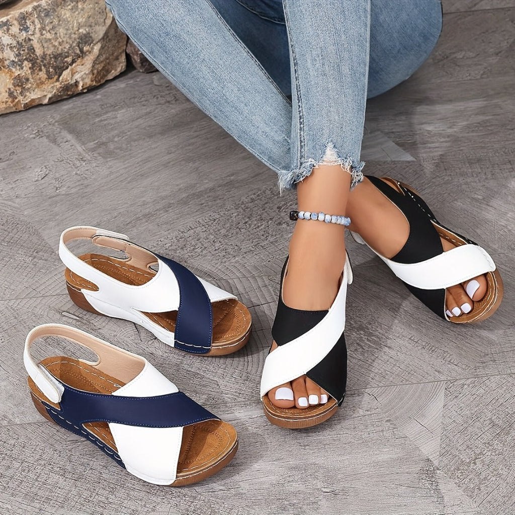 Block Cross Strap Waterproof Wedge Sandals (Sandales à semelles compensées imperméables)