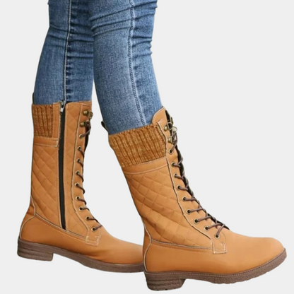 Bottes de soutien élégantes et détaillées