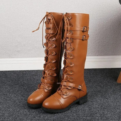 Bottes de soutien élégantes et détaillées