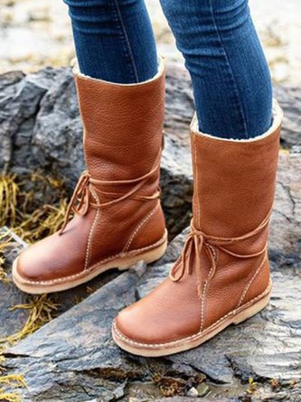 Bottes orthopédiques modernes et de soutien