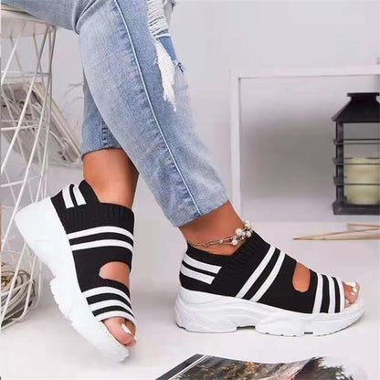 Cap Point Summer Sports Wear Peep Toe Breathable Sandals