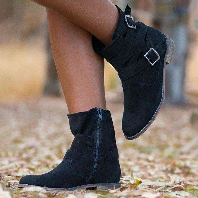 Bottes de soutien élégantes et détaillées